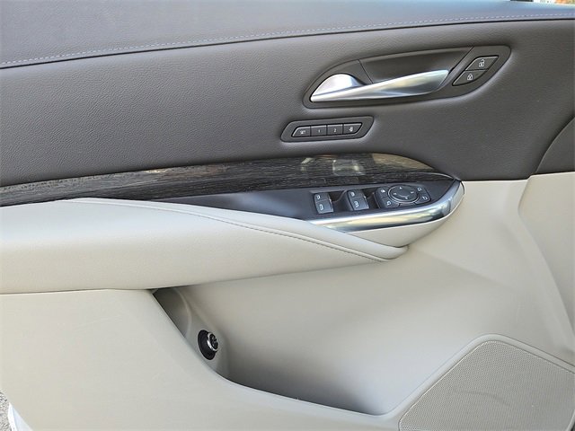 Used 2022 Cadillac XT4 Premium Luxury w/ Safety Alert Package image 14