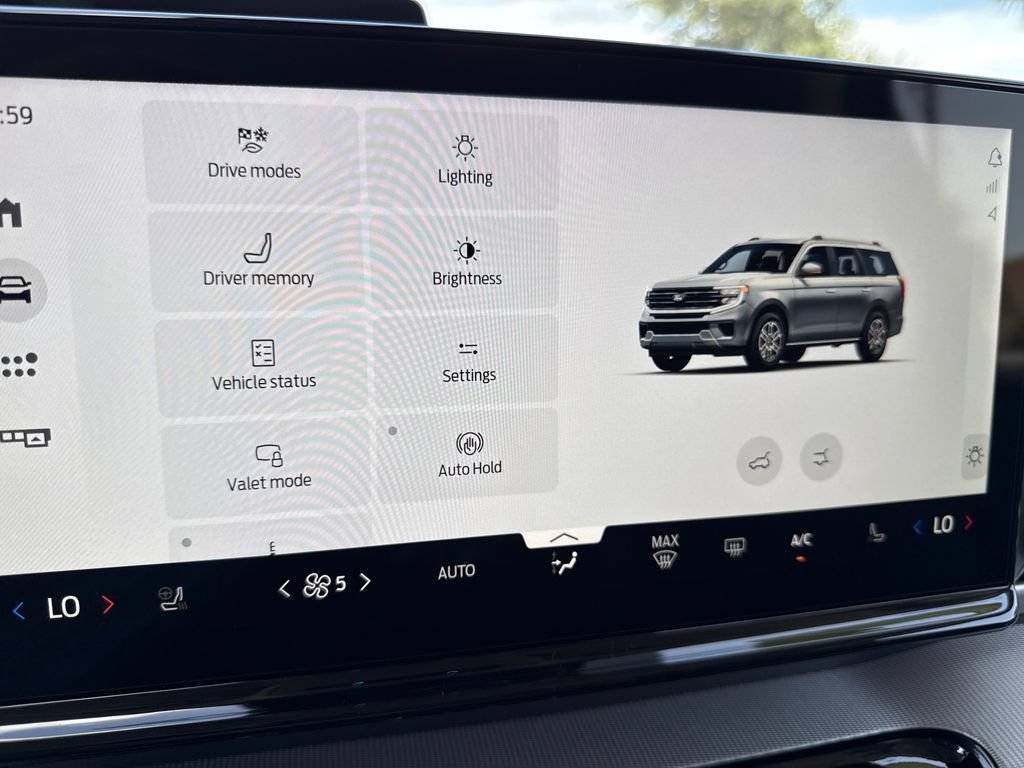 New 2027 Ford Expedition Max Active RWD image 29