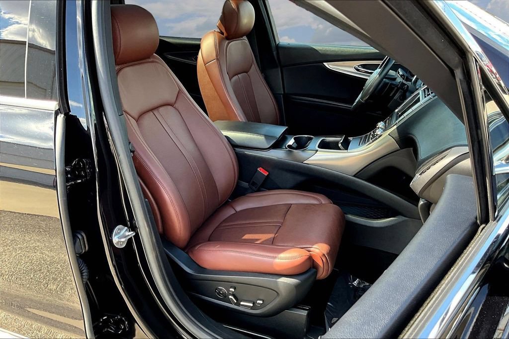 Used 2019 Lincoln Nautilus Reserve FWD image 31