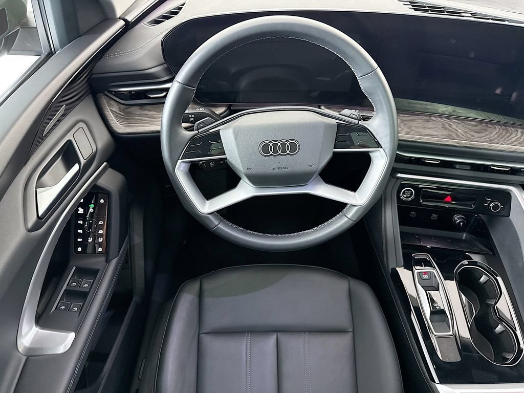 Certified 2025 Audi Q5 Premium w/ Premium Plus AWD/4WD image 10