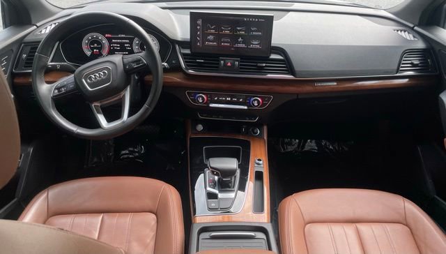 Used 2021 Audi Q5 2.0T Premium Plus w/ Premium Plus Package AWD/4WD image 15