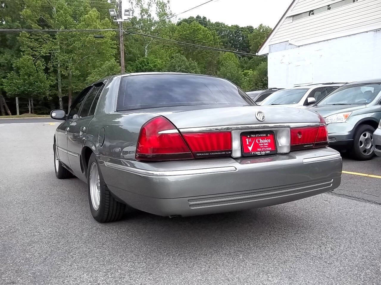 Used 2001 Mercury Grand Marquis LS RWD image 2