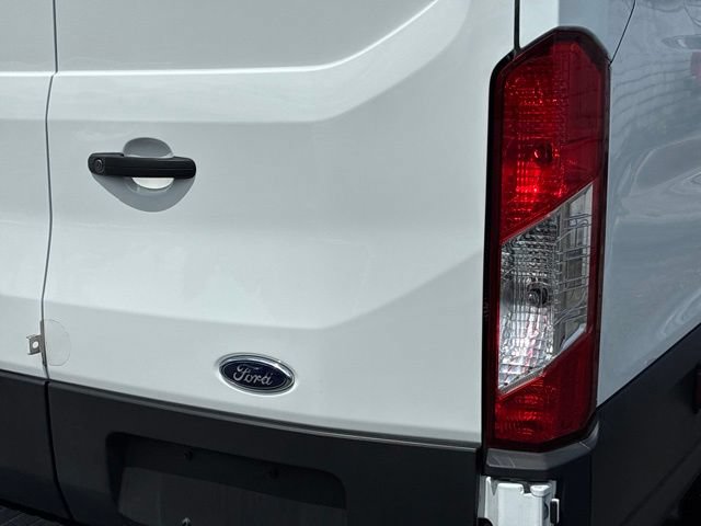 Used 2023 Ford Transit 250 148 High Roof Extended RWD image 15