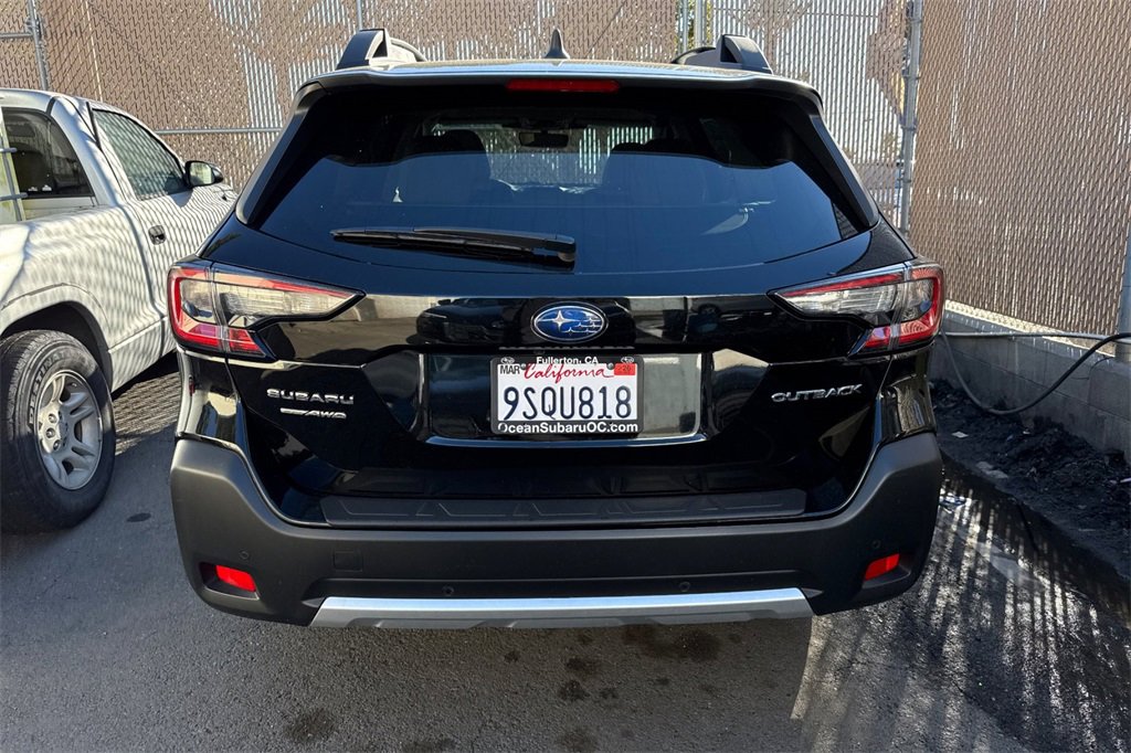 Certified 2025 Subaru Outback Limited image 5