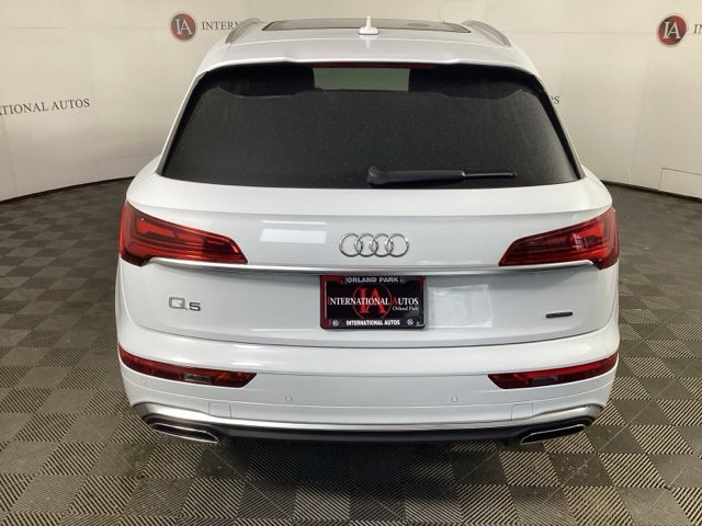 Certified 2023 Audi Q5 2.0T Premium w/ Convenience Package image 5
