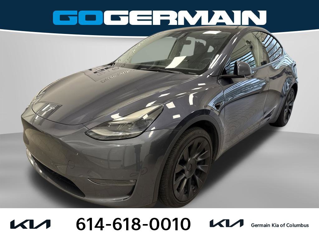 Used 2023 Tesla Model Y Long Range AWD/4WD image 1