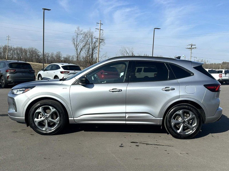 Used 2023 Ford Escape ST-Line w/ Tech Pack #1 image 5