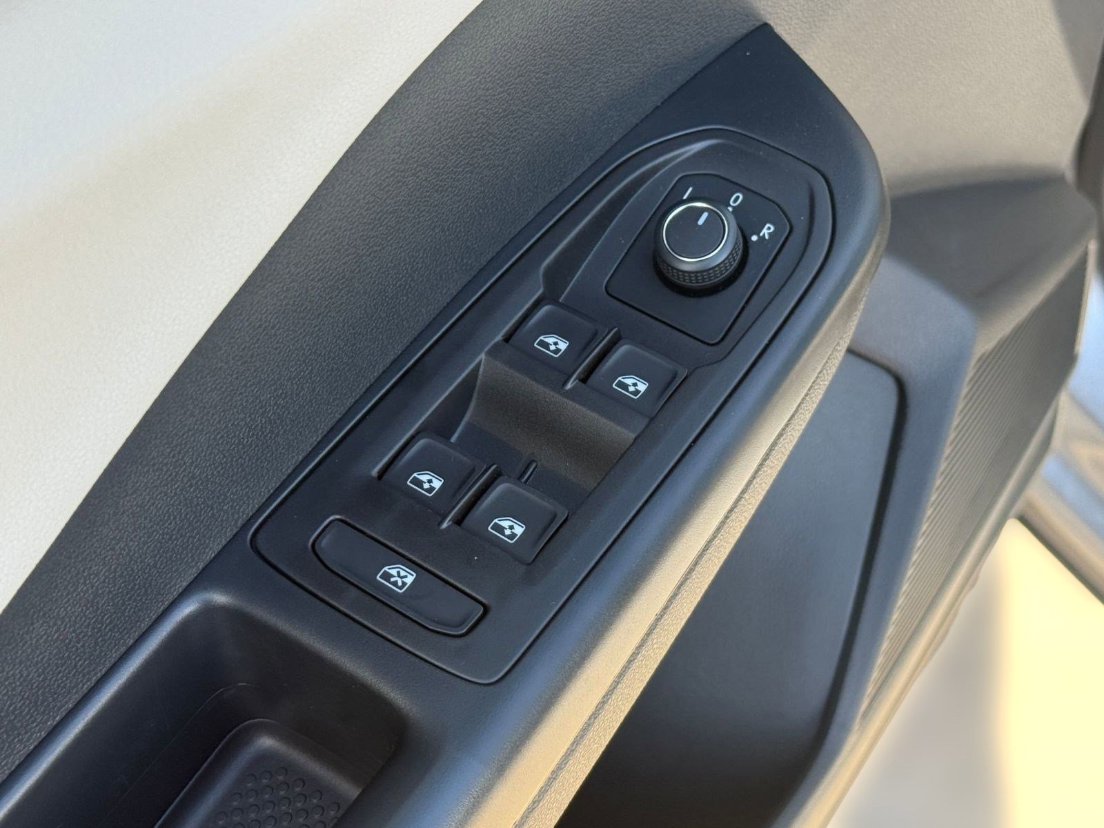 New 2026 Volkswagen Taos S image 21