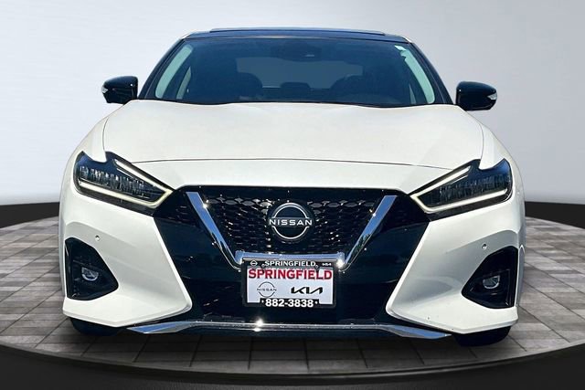 Used 2023 Nissan Maxima Platinum w/ Sport Mat Group FWD image 2