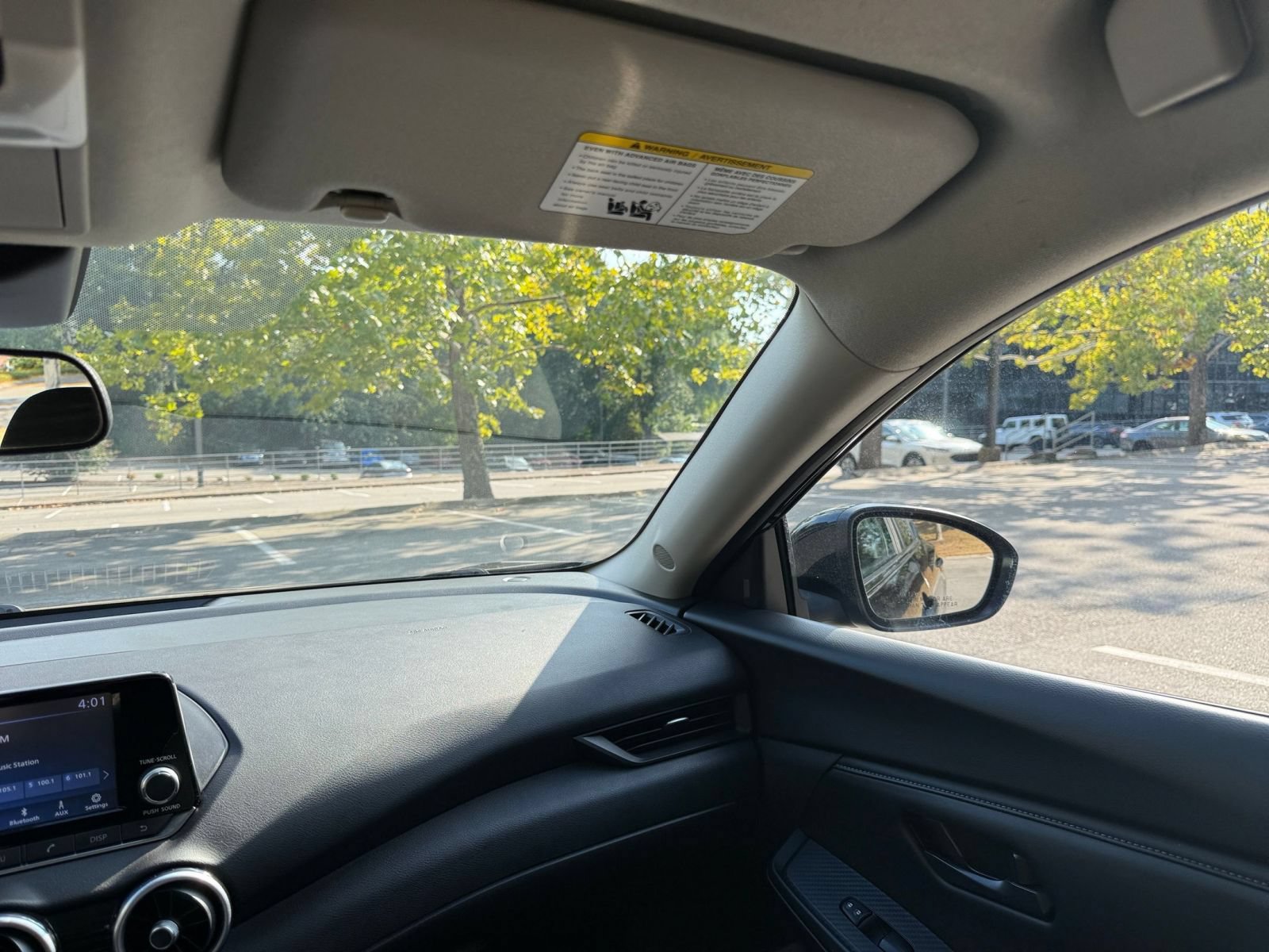 Used 2025 Nissan Sentra S FWD image 32
