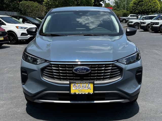 Certified 2023 Ford Escape Active AWD/4WD image 2