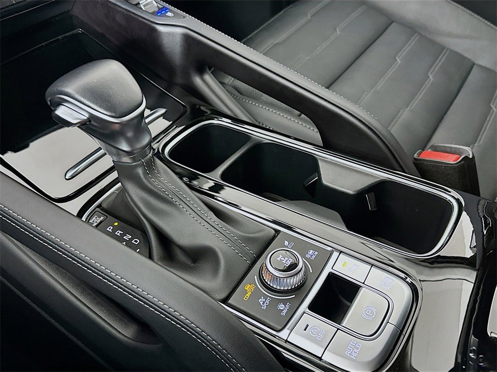 Certified 2024 Kia Telluride SX Prestige w/ Towing Package image 29