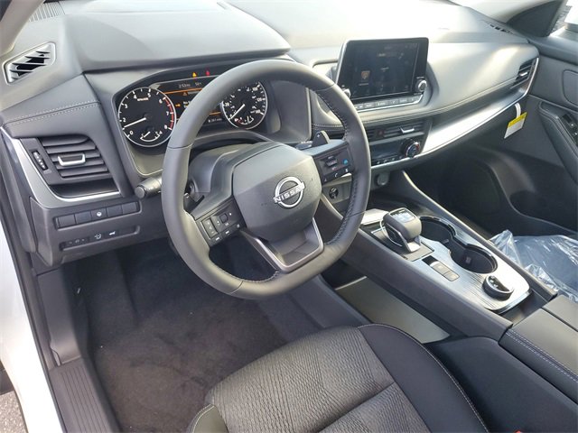 New 2026 Nissan Rogue SV image 10