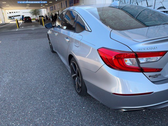 Used 2019 Honda Accord Sport image 4