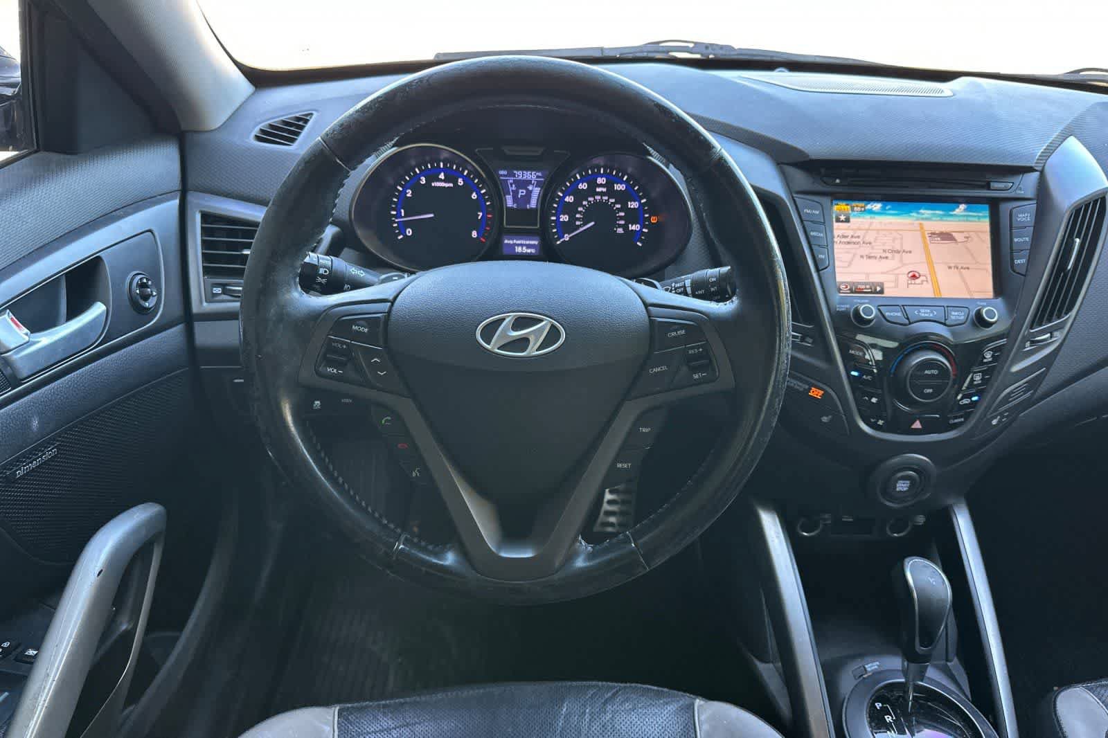 Used 2015 Hyundai Veloster Turbo w/ Option Group 04 FWD image 16
