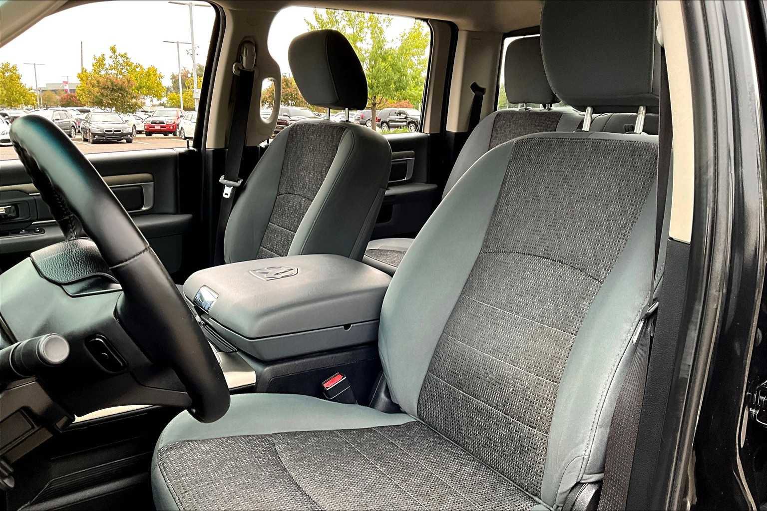 Used 2015 RAM 1500 Big Horn image 7