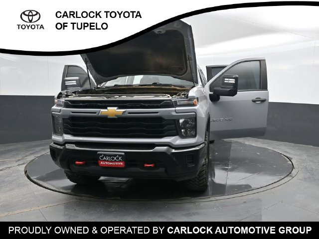 Used 2024 Chevrolet Silverado 2500 Custom w/ Custom Convenience Package AWD/4WD image 44
