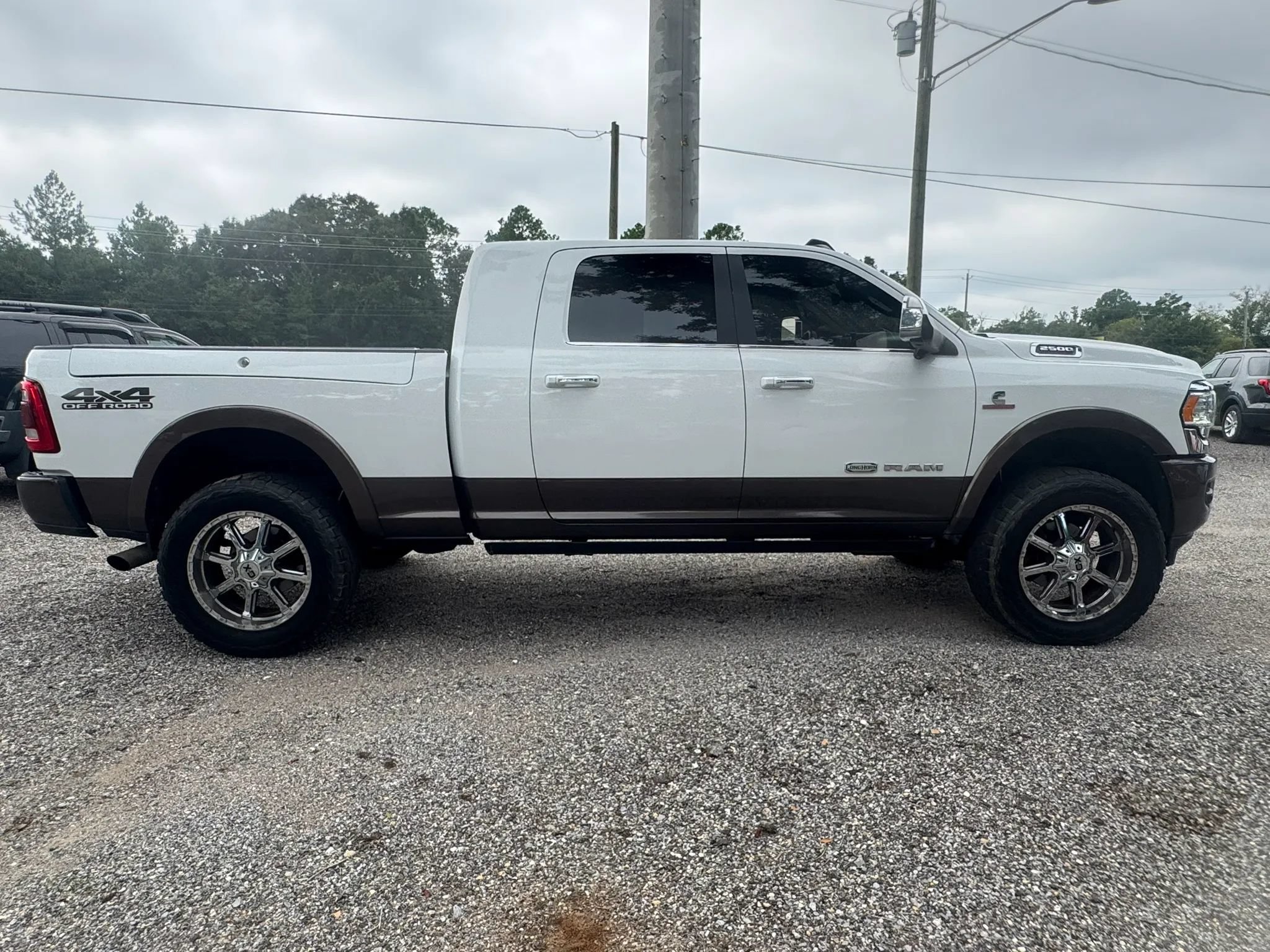 Used 2019 RAM 2500 Limited AWD/4WD image 12