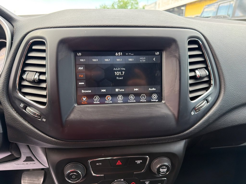 Used 2021 Jeep Compass Latitude w/ Convenience Group AWD/4WD image 38