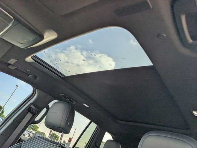 Used 2025 GMC Acadia Denali w/ Super Cruise Package image 25