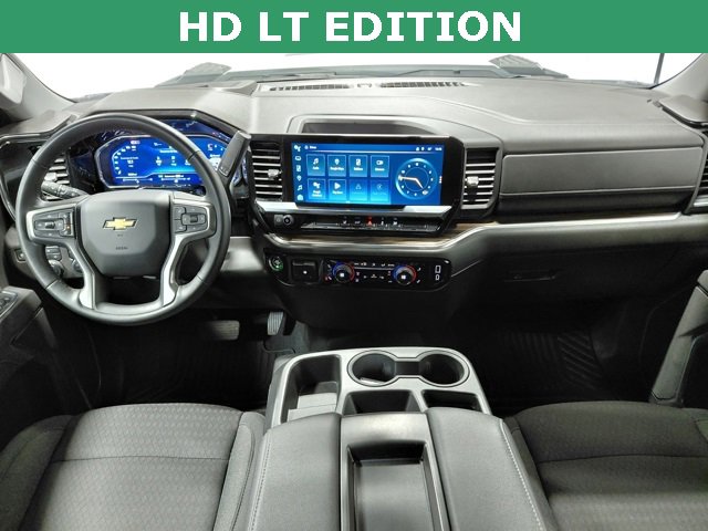 Used 2025 Chevrolet Silverado 2500 LT w/ Convenience Package image 2