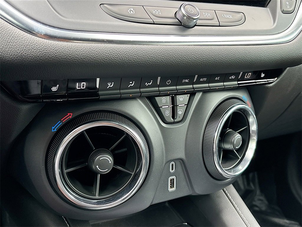 Used 2024 Chevrolet Blazer LT image 15
