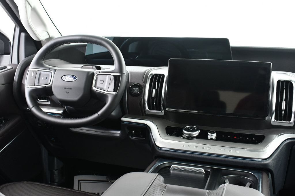 New 2027 Ford Expedition Platinum w/ Platinum Ultimate Package AWD/4WD image 8