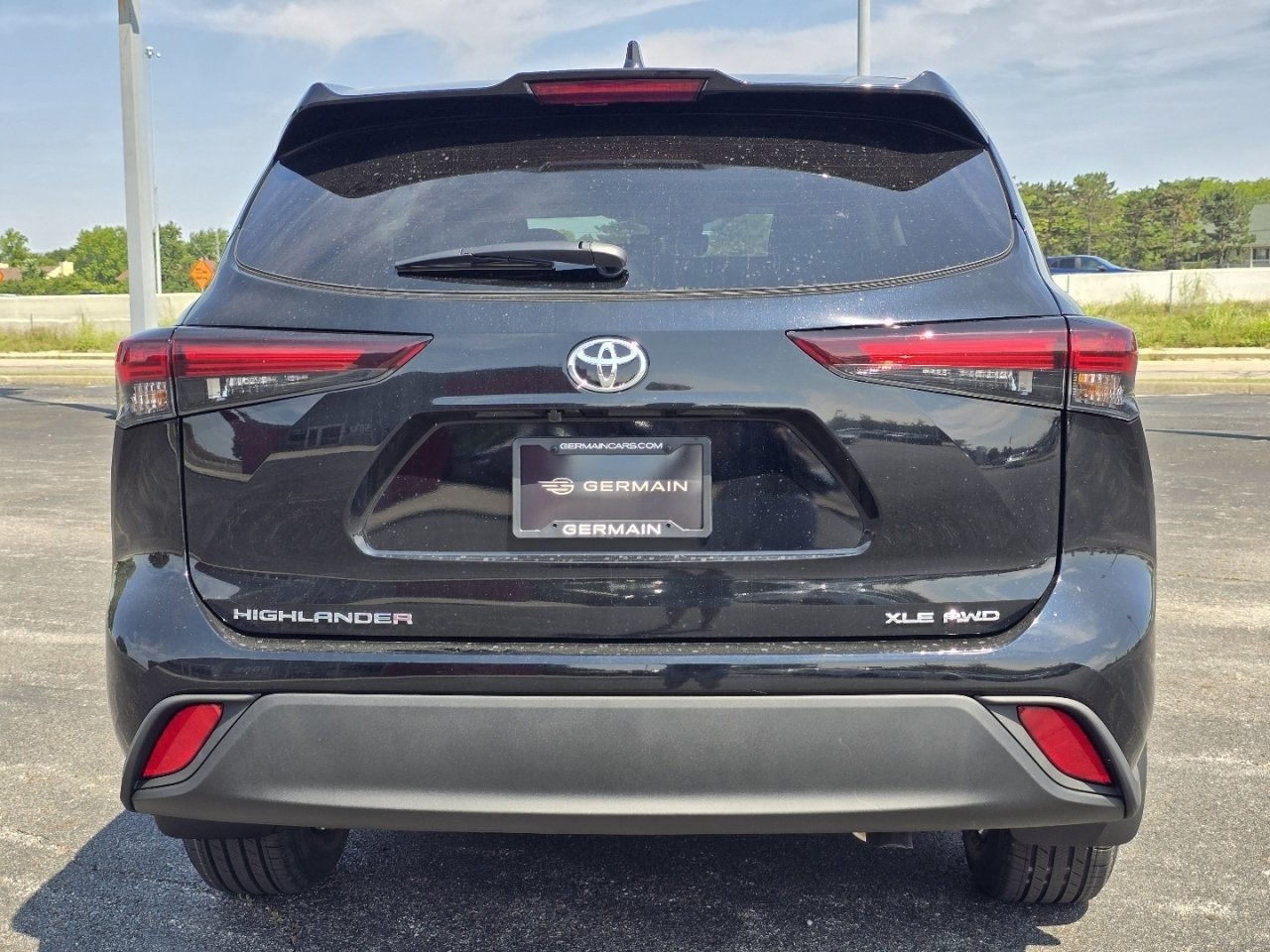 New 2026 Toyota Highlander XLE AWD/4WD image 16