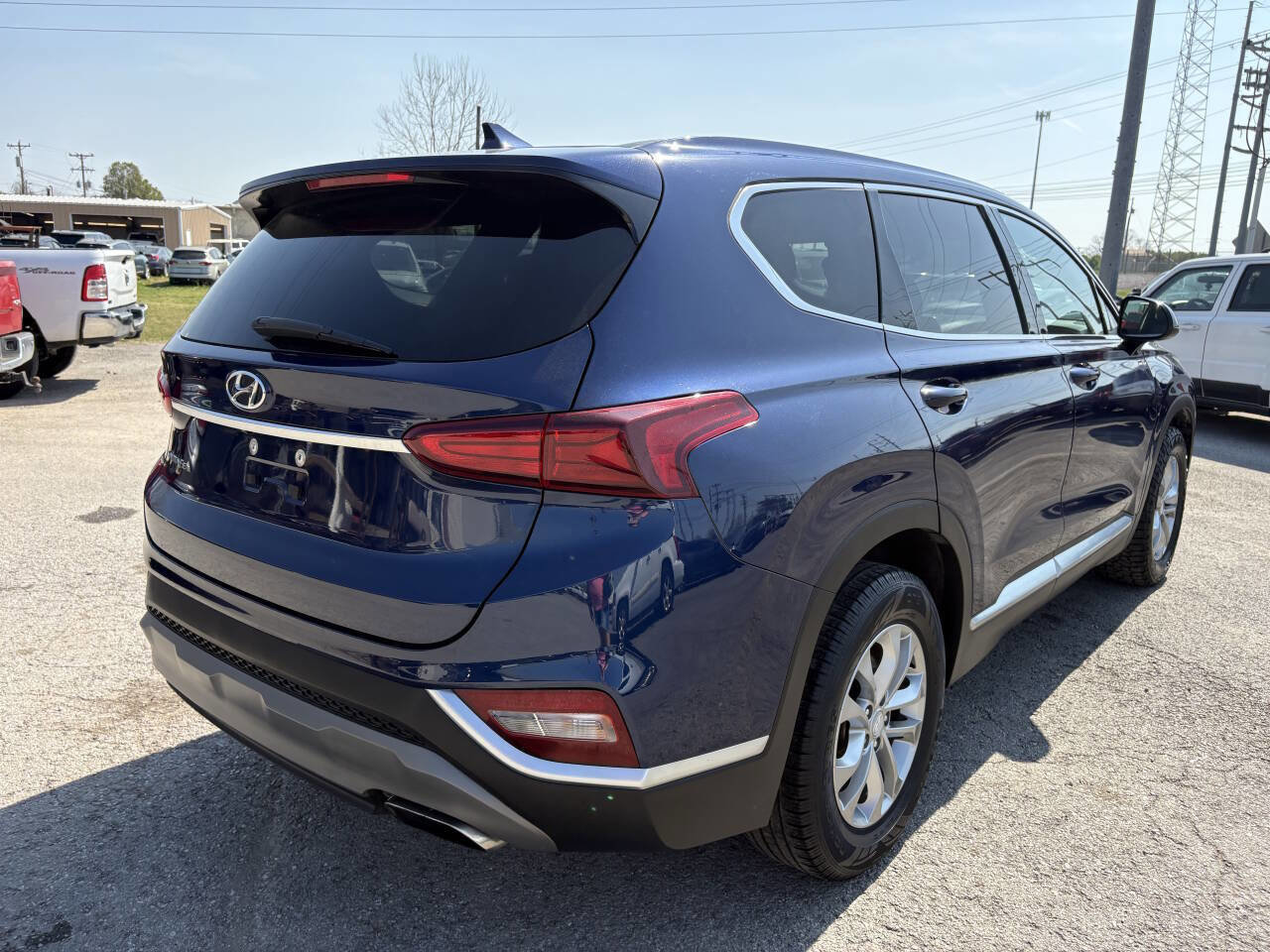 Used 2019 Hyundai Santa Fe SEL FWD image 8