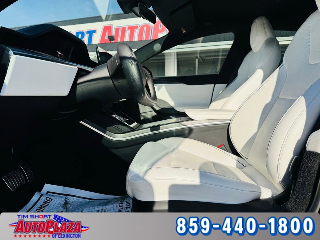 Used 2021 Tesla Model S Plaid image 32
