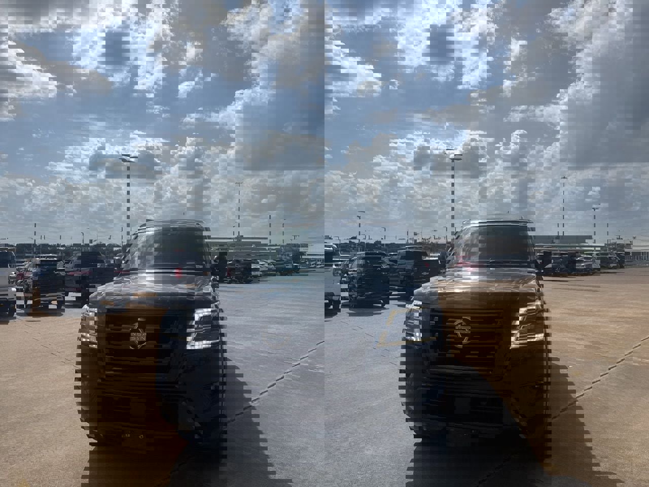 Used 2022 Nissan Armada SL w/ Midnight Edition Package image 5