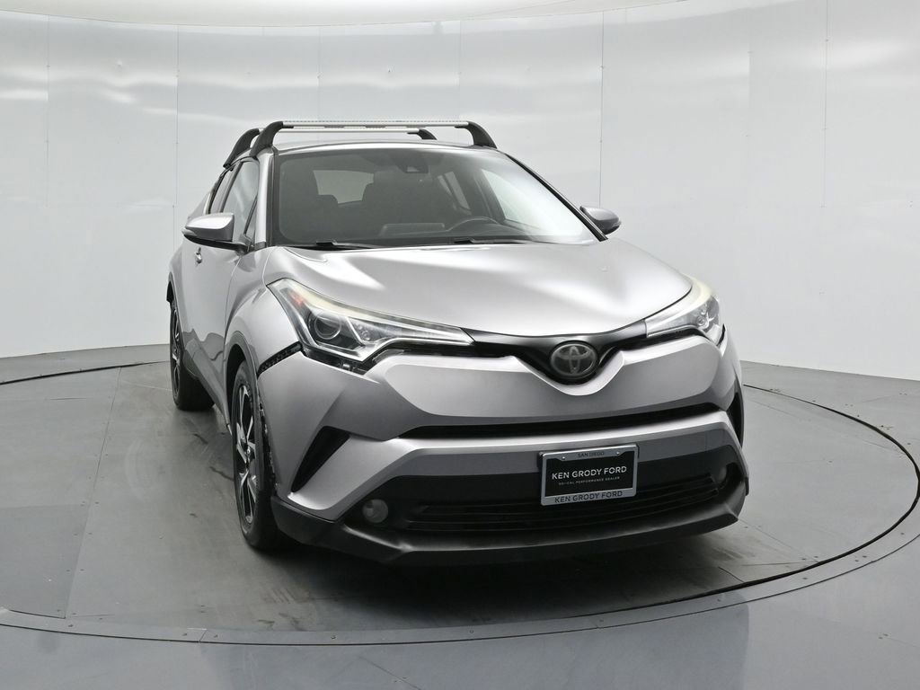 Used 2018 Toyota C-HR XLE image 49