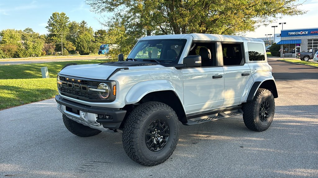 New 2026 Ford Bronco Raptor w/ Interior Carbon Fiber Pack AWD/4WD image 2