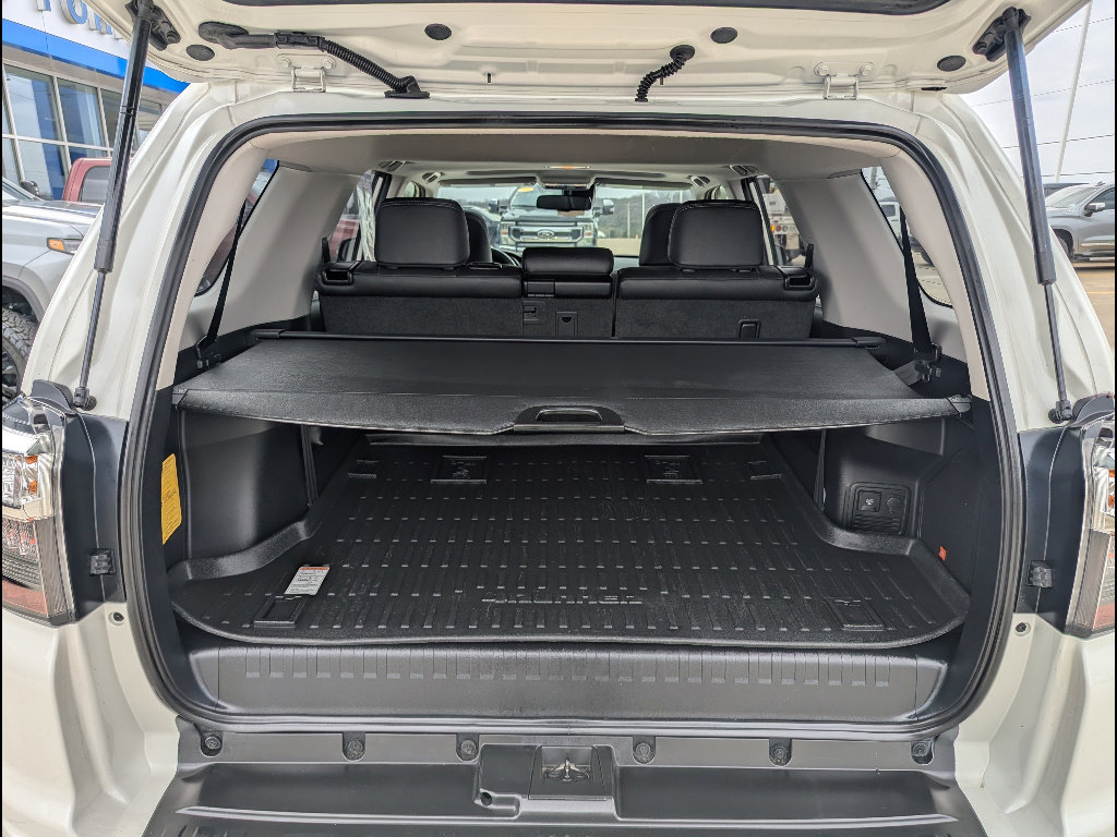 Used 2021 Toyota 4Runner Nightshade image 22