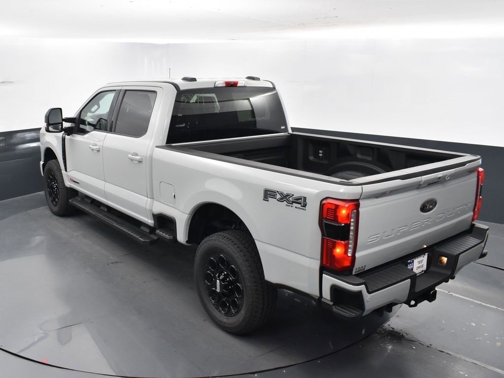 New 2025 Ford F350 XLT w/ Black Appearance Package image 27
