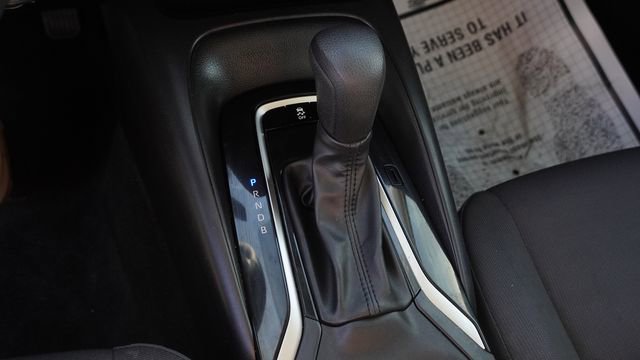 Used 2023 Toyota Corolla LE image 21