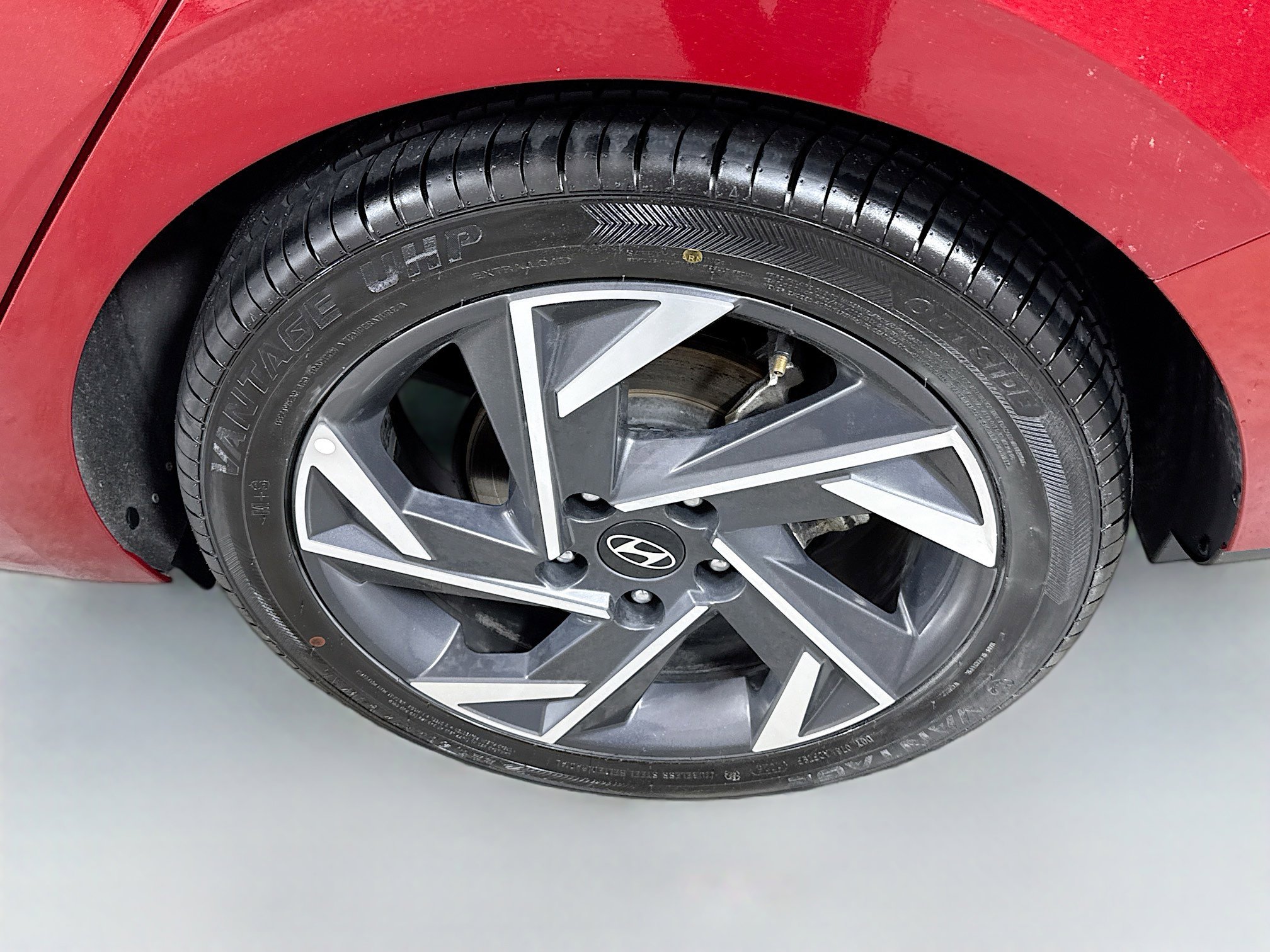 Used 2024 Hyundai Elantra Limited FWD image 31