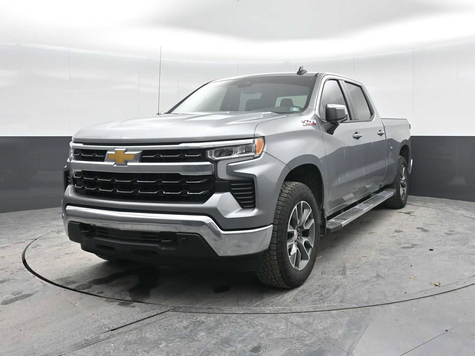 Used 2026 Chevrolet Silverado 1500 LT w/ Z71 Off-Road Package AWD/4WD image 5