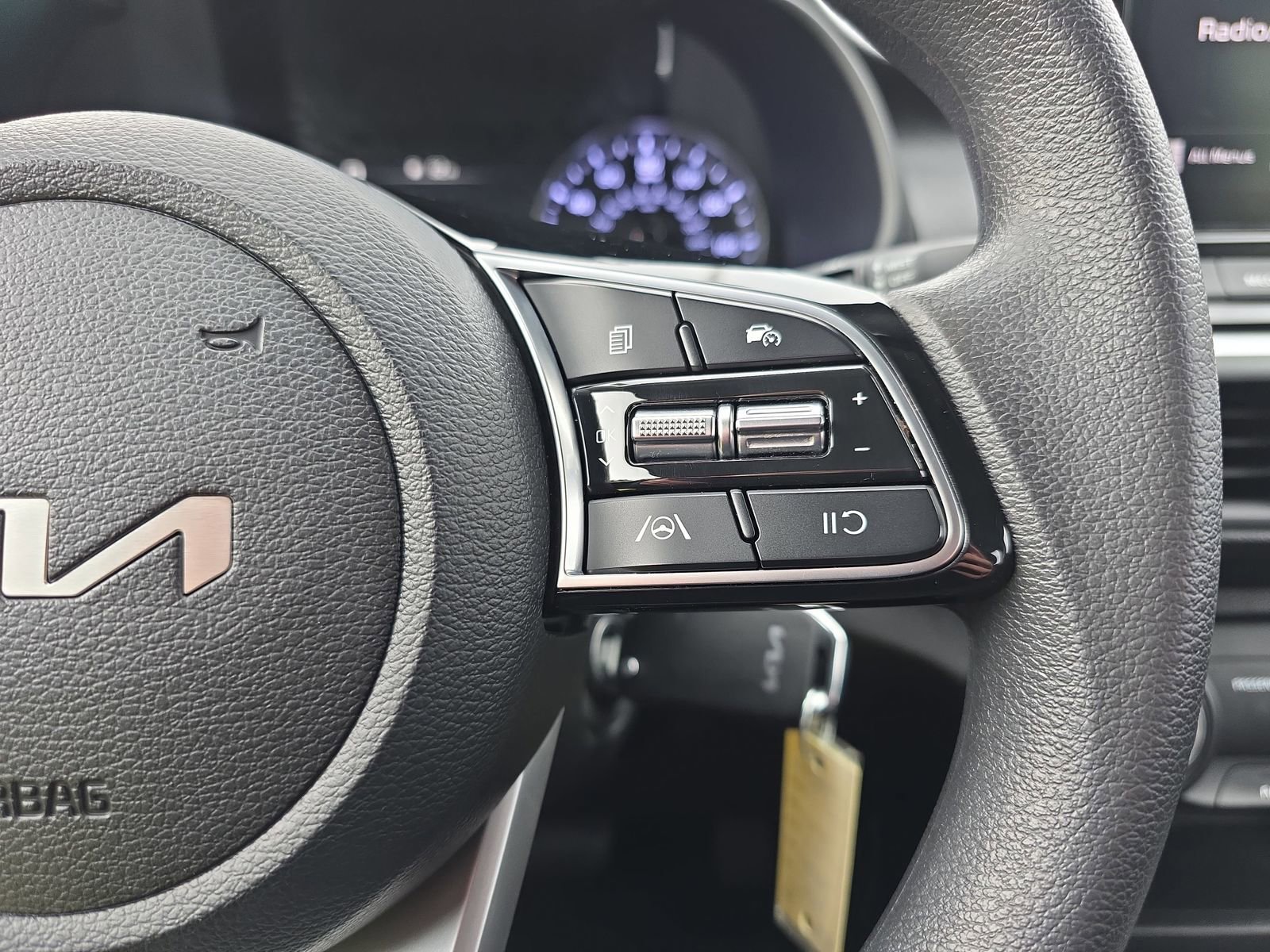 Used 2024 Kia Forte LXS FWD image 17