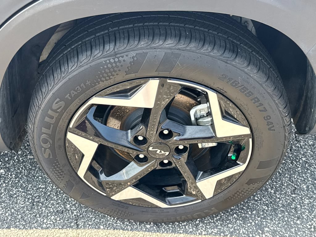 Certified 2025 Kia Seltos EX w/ EX Sunroof Package AWD/4WD image 20