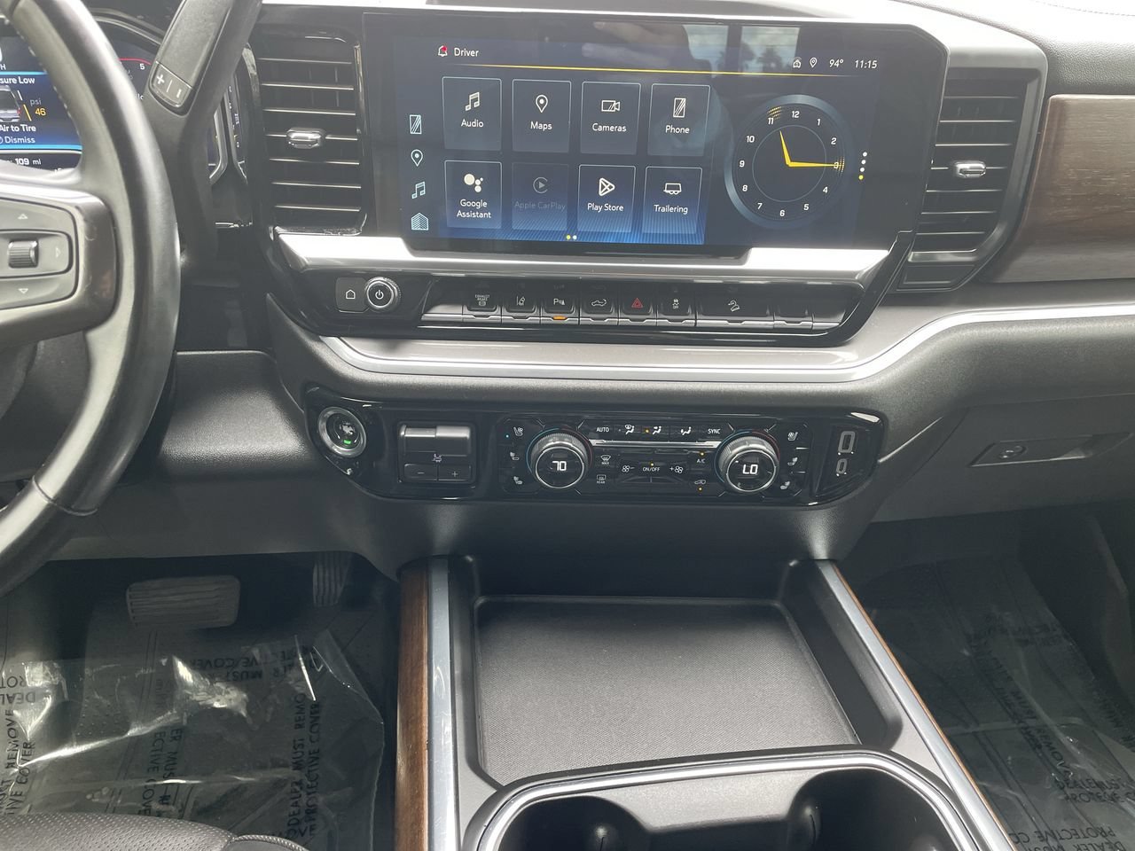 Used 2024 Chevrolet Silverado 2500 High Country w/ High Country Premium Package AWD/4WD image 14