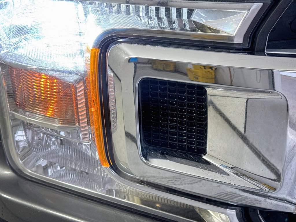 Used 2019 Ford F150 XLT w/ Equipment Group 302A Luxury AWD/4WD image 38