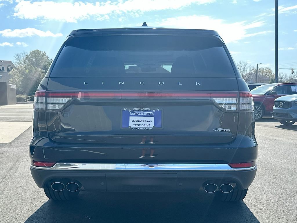 Certified 2025 Lincoln Aviator Reserve w/ Illumination Package image 15