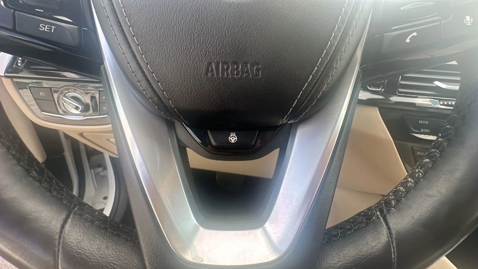 Used 2018 BMW 540i xDrive image 39