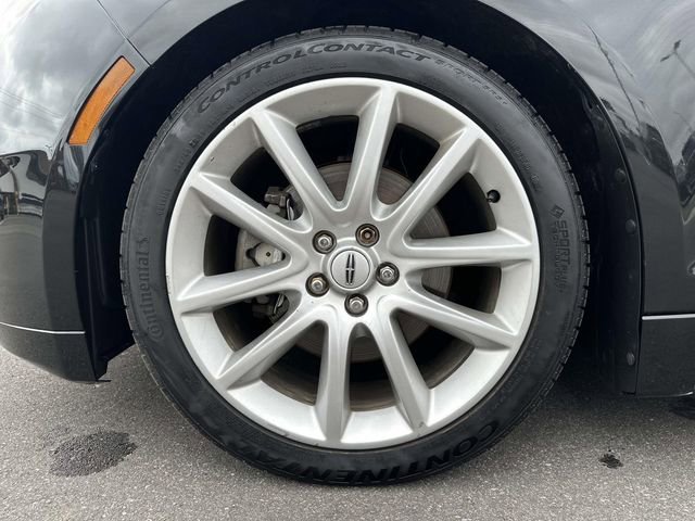 Used 2013 Lincoln MKZ image 9