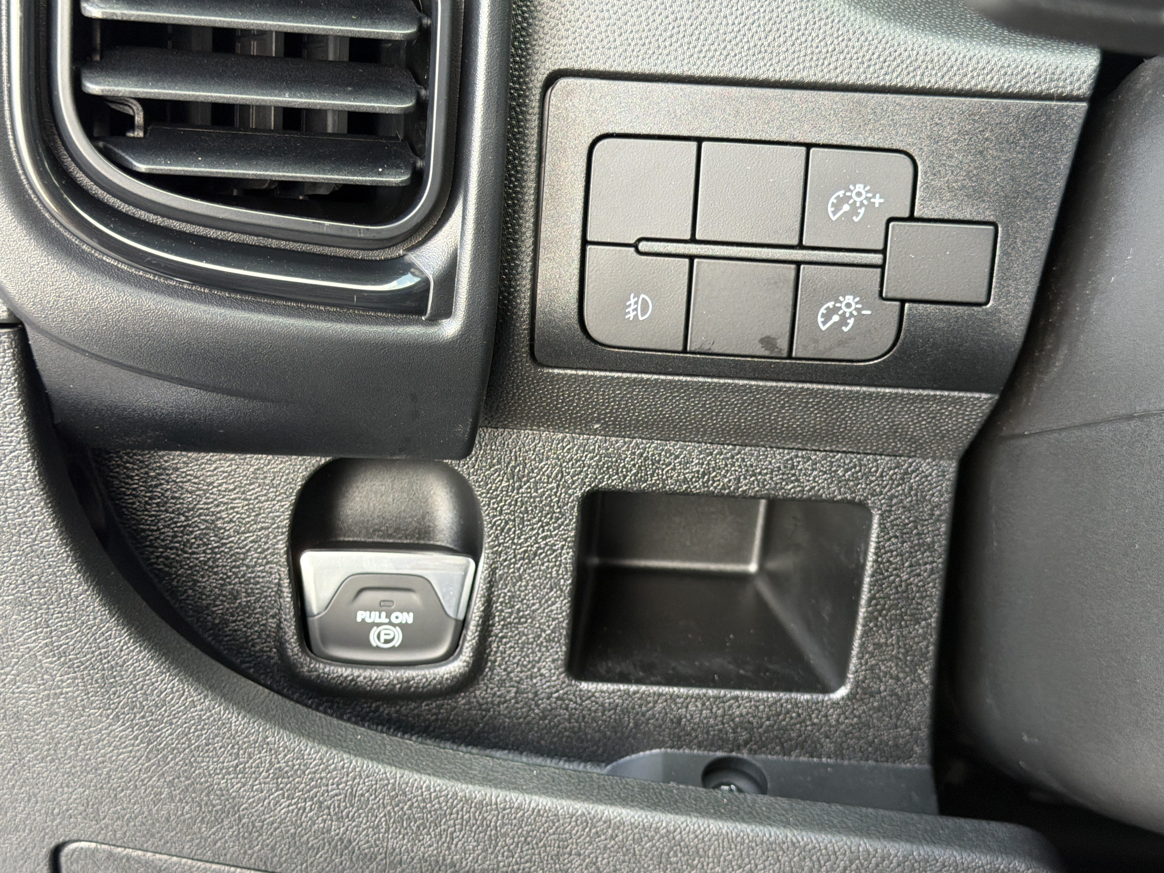 New 2026 RAM ProMaster 1500 w/ Convenience Group FWD image 34