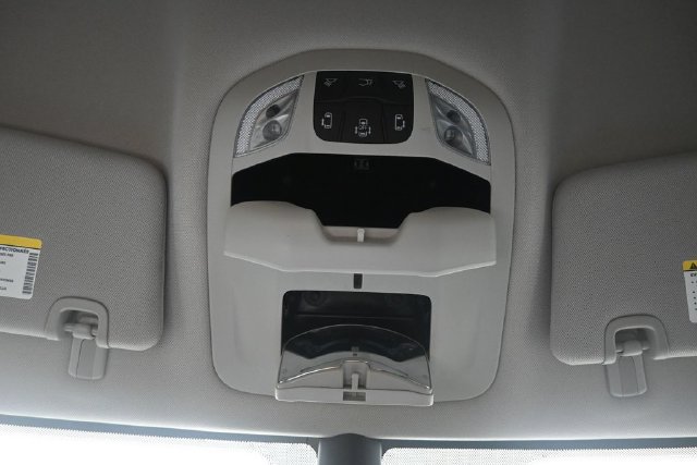 Used 2024 Chrysler Pacifica Touring-L FWD image 17