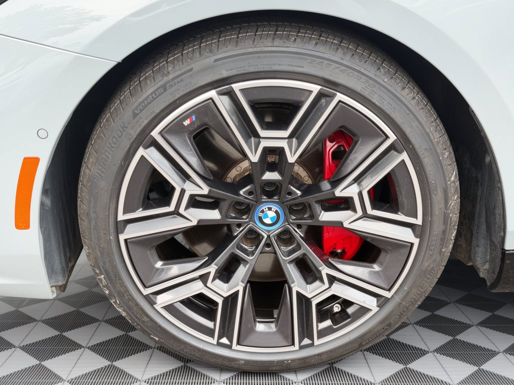 Certified 2024 BMW i5 eDrive40i w/ M Sport Package RWD image 15