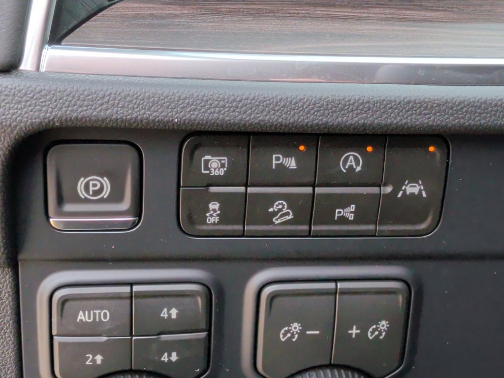 New 2027 Chevrolet Tahoe Z71 AWD/4WD image 16