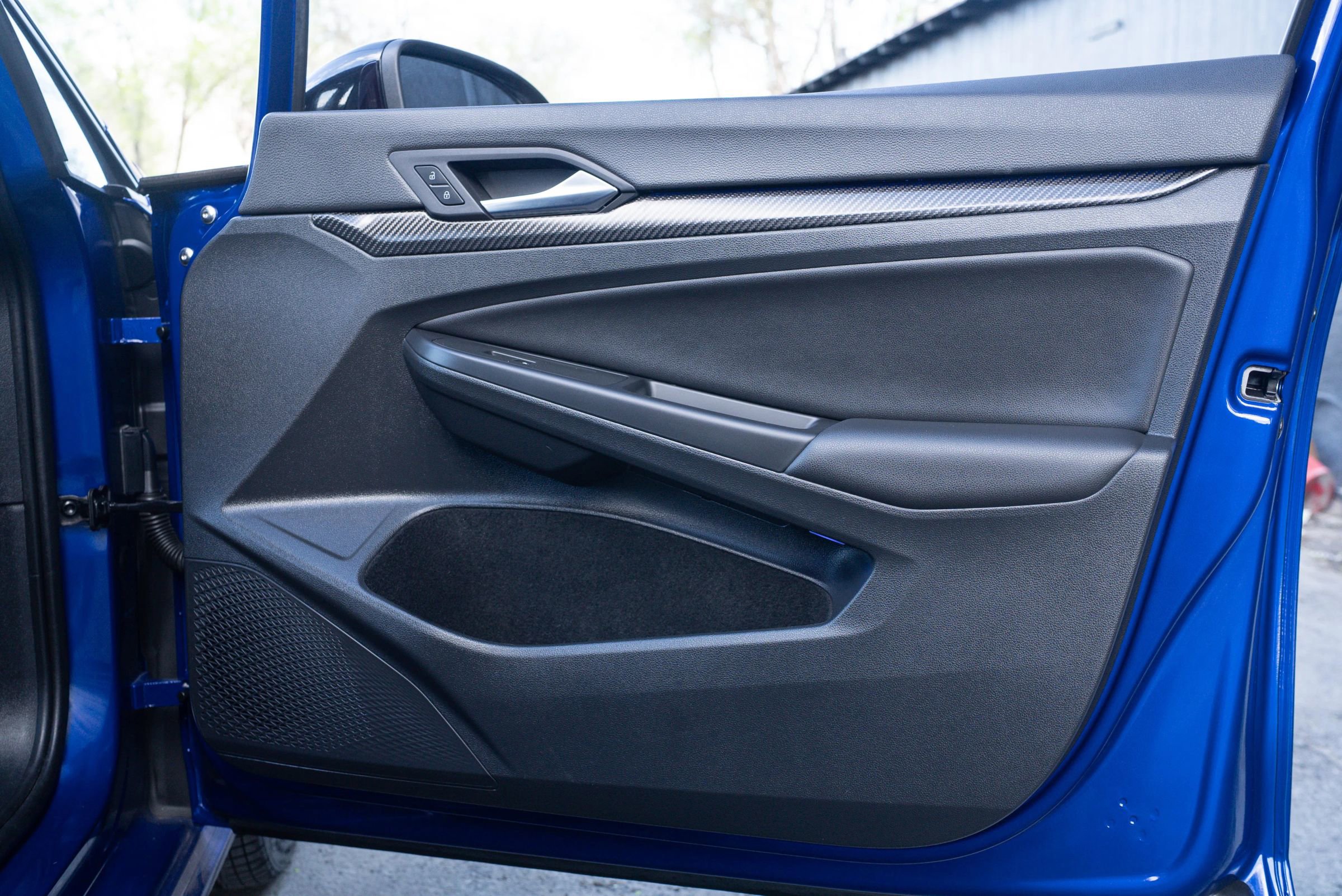 Used 2023 Volkswagen Golf 20th Anniversary Edition image 23